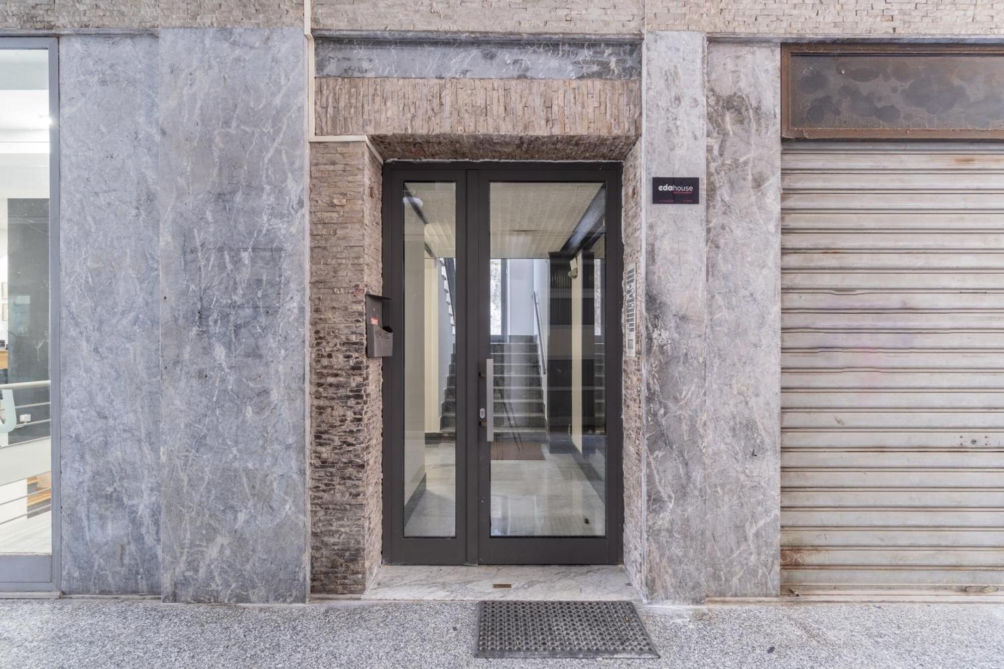 Casa Vacanza Angelina Via Mercanti Centro Storico Salerno Exterior photo